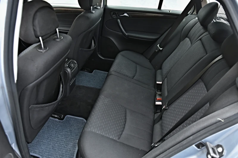 Mercedes-Benz C 220 C220 CDI Avangard , снимка 7 - Автомобили и джипове - 52148996