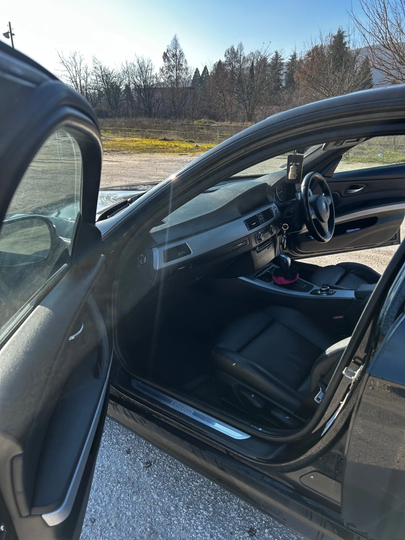 BMW 320, снимка 4 - Автомобили и джипове - 52794713