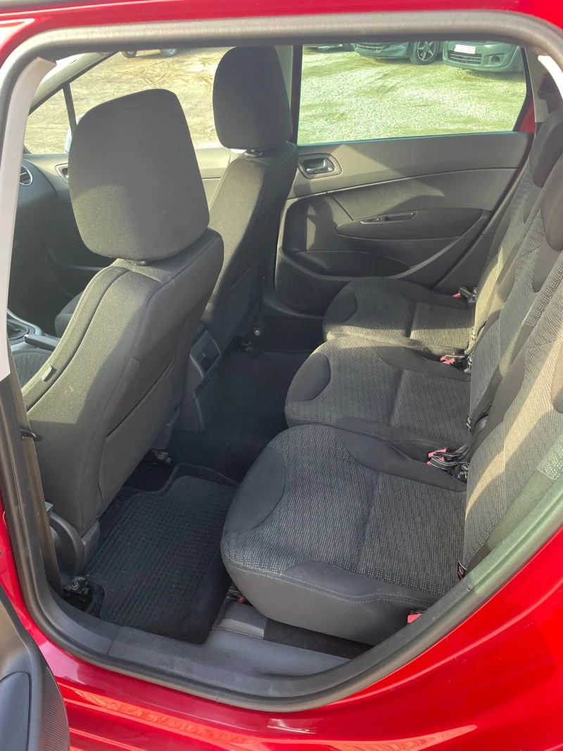 Peugeot 308 SW 6+ 1, снимка 9 - Автомобили и джипове - 53155273