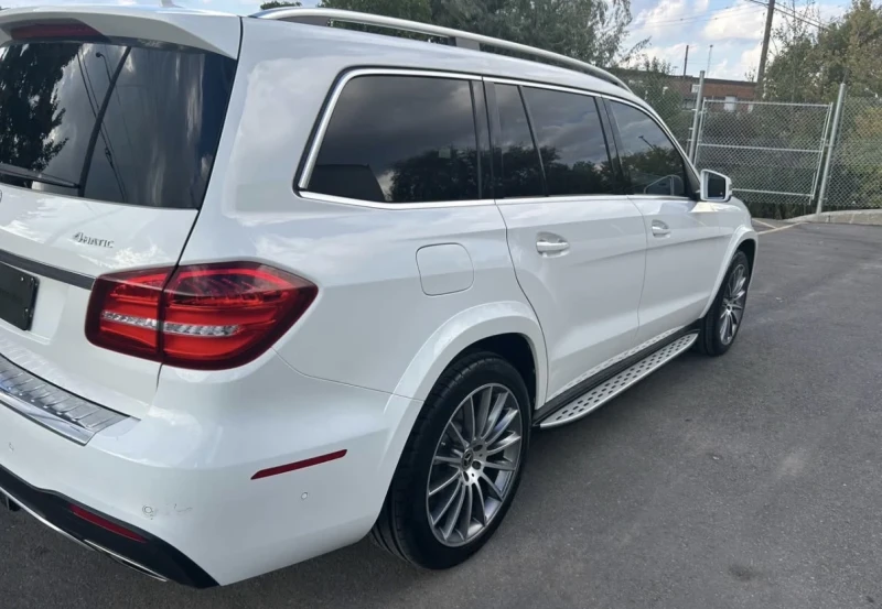 Mercedes-Benz GLS 450 AMG * * DISTRONIC * * CLEAN CARFAX * * АВТО КРЕДИТ, снимка 5 - Автомобили и джипове - 53181045
