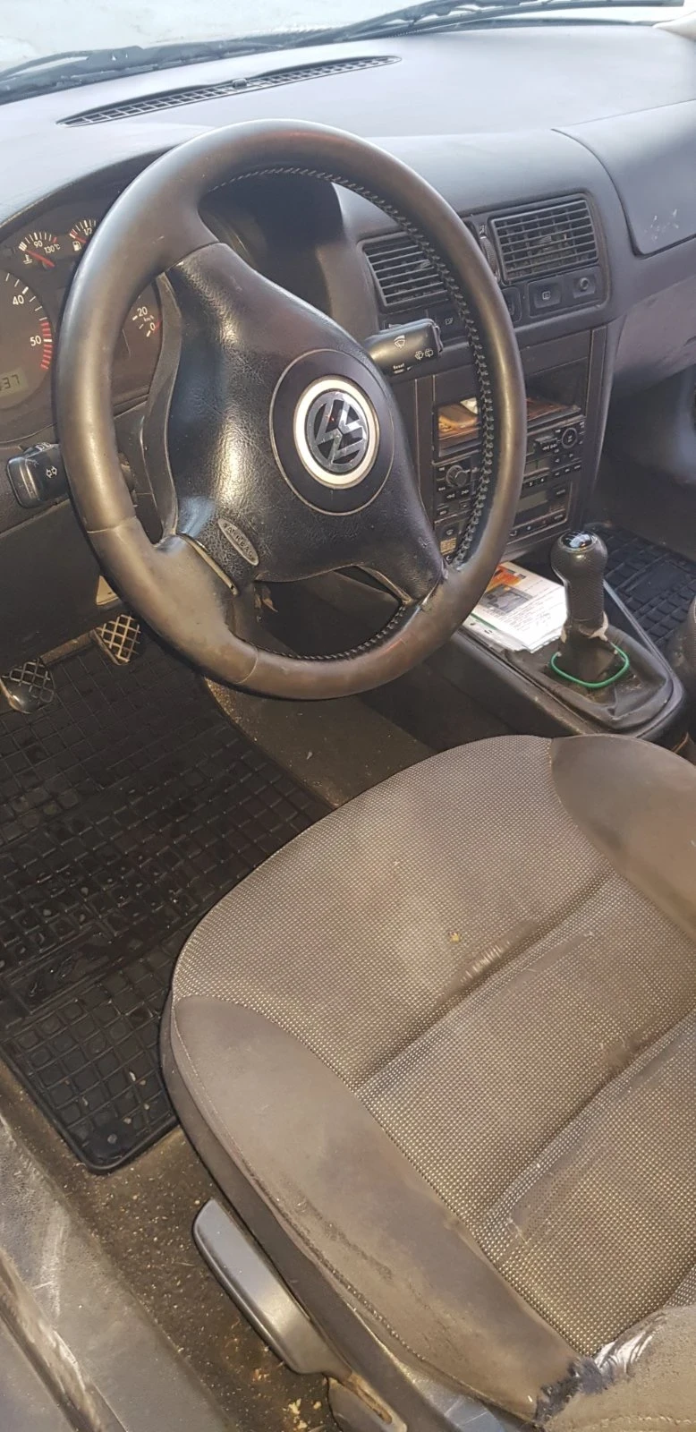 VW Golf  - изображение 8