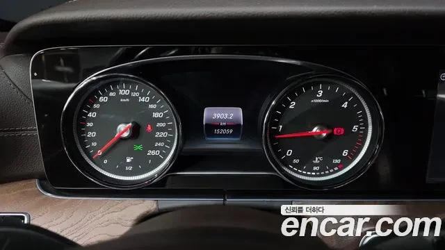 Mercedes-Benz E 220 | Mobile.bg � ����������� 11