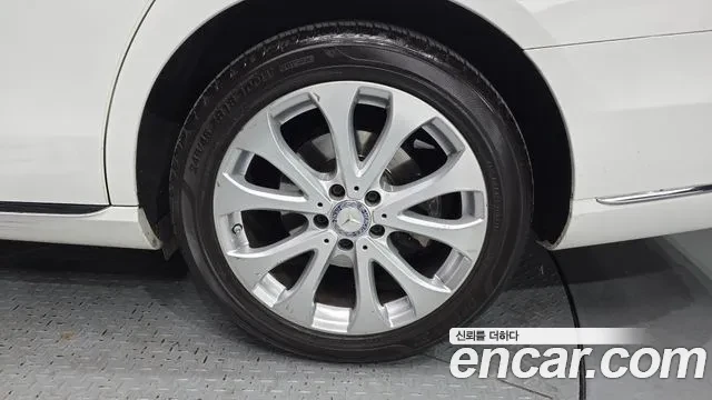 Mercedes-Benz E 220 | Mobile.bg � ����������� 3