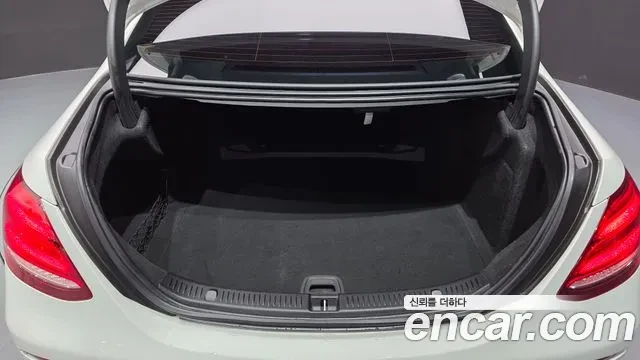 Mercedes-Benz E 220 | Mobile.bg � ����������� 13