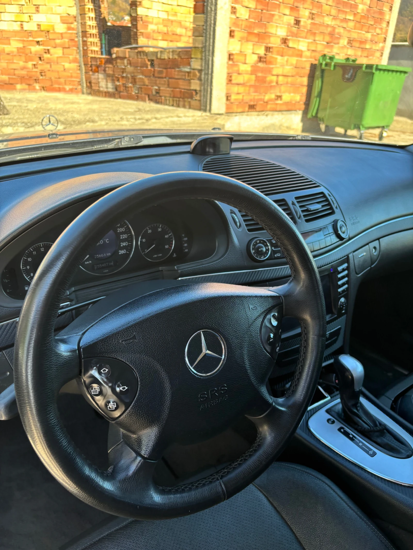 Mercedes-Benz E 270  - изображение 10
