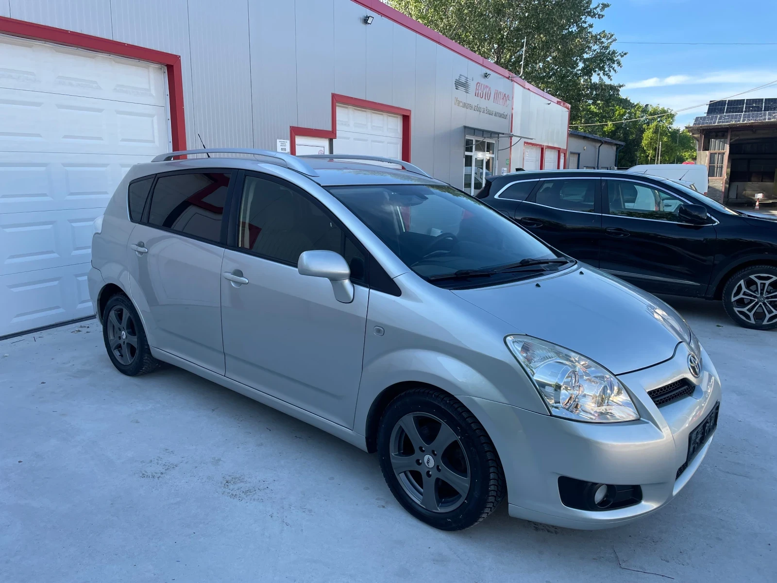 Toyota Corolla verso D4D 7-места - изображение 3