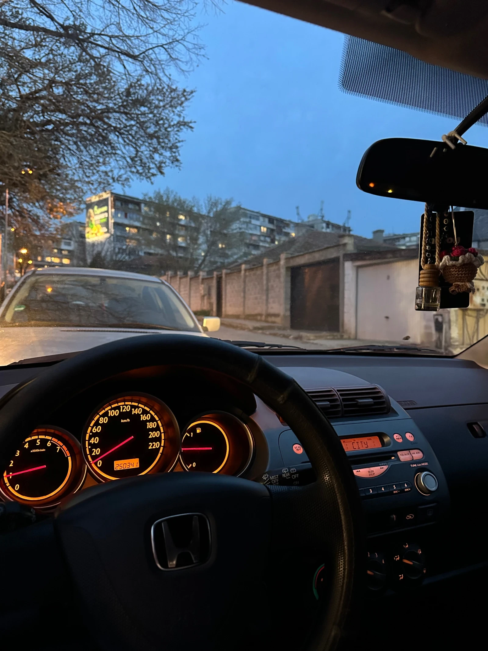 Honda Jazz  - изображение 9