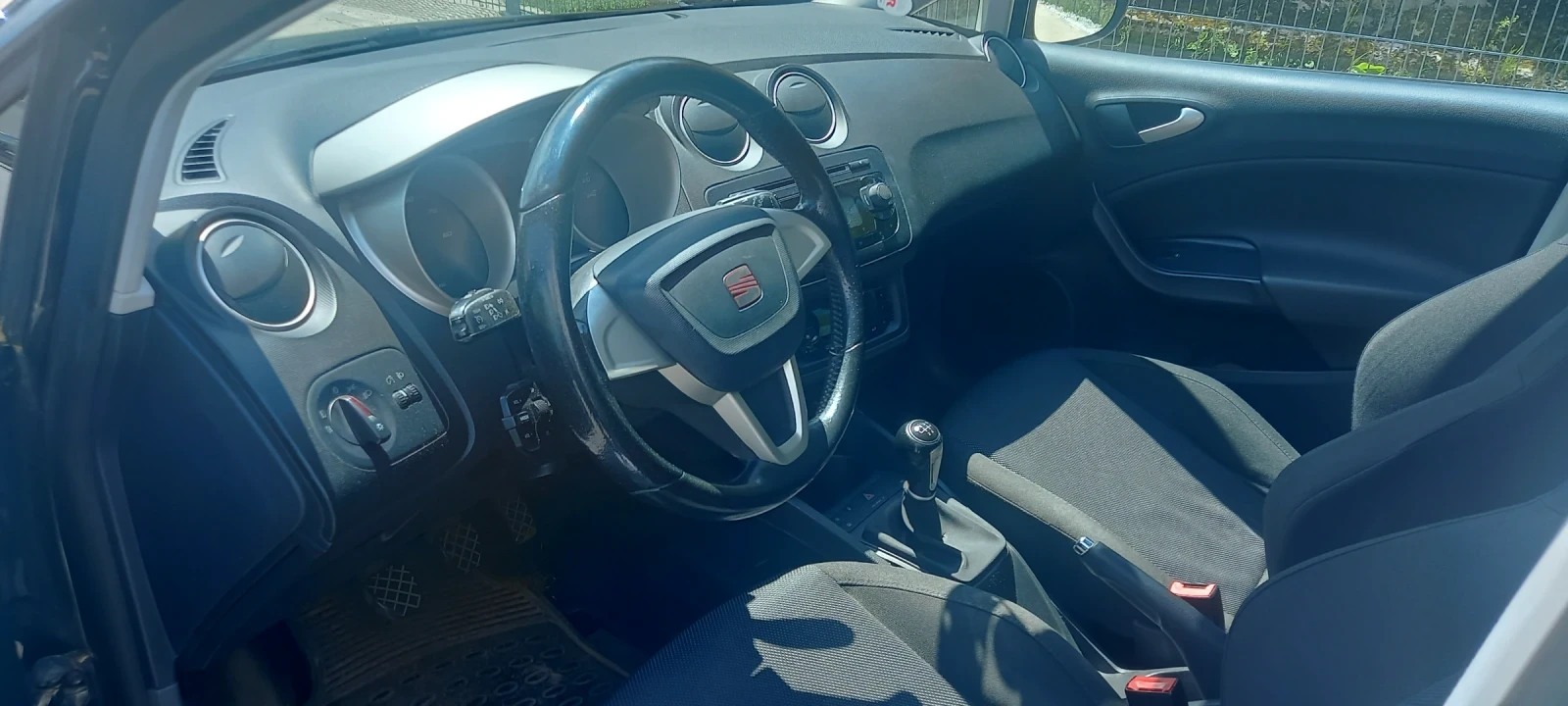 Seat Ibiza  - изображение 9
