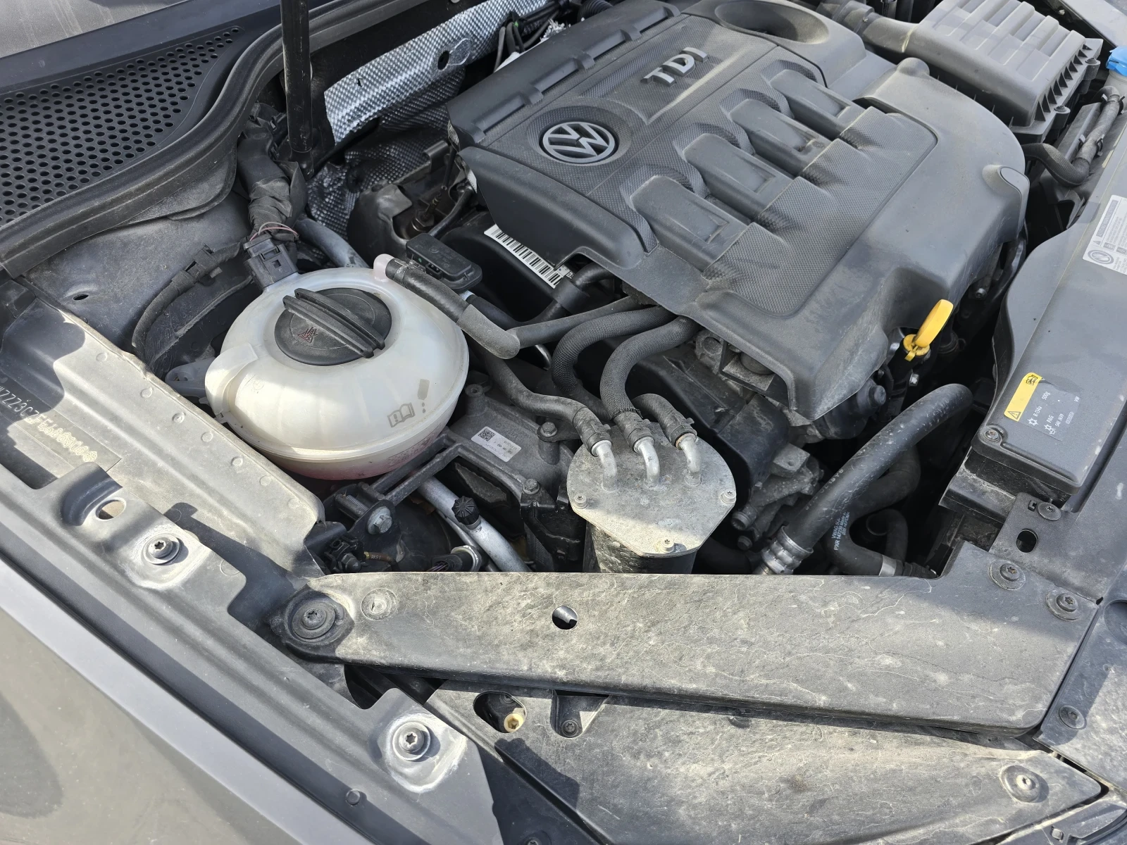 VW Passat 2.0 tdi - изображение 9