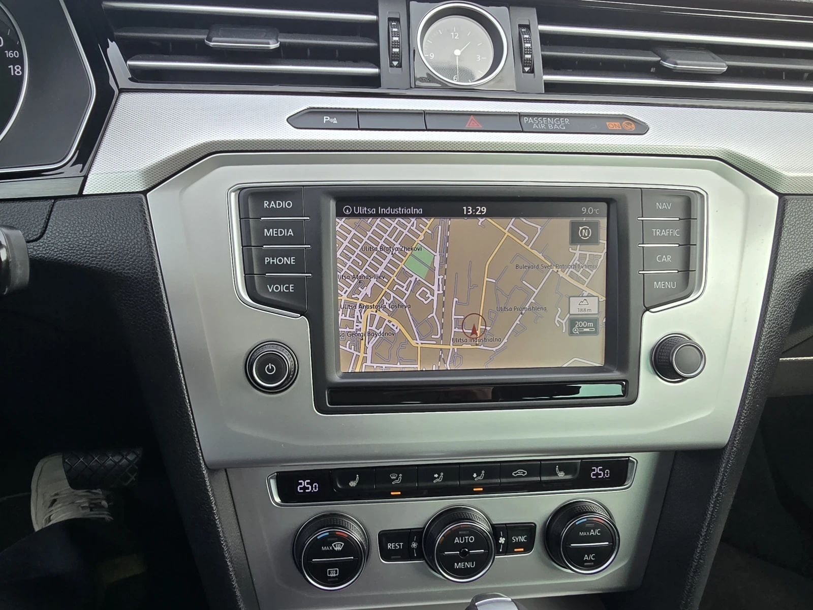 VW Passat 2.0 tdi - изображение 7