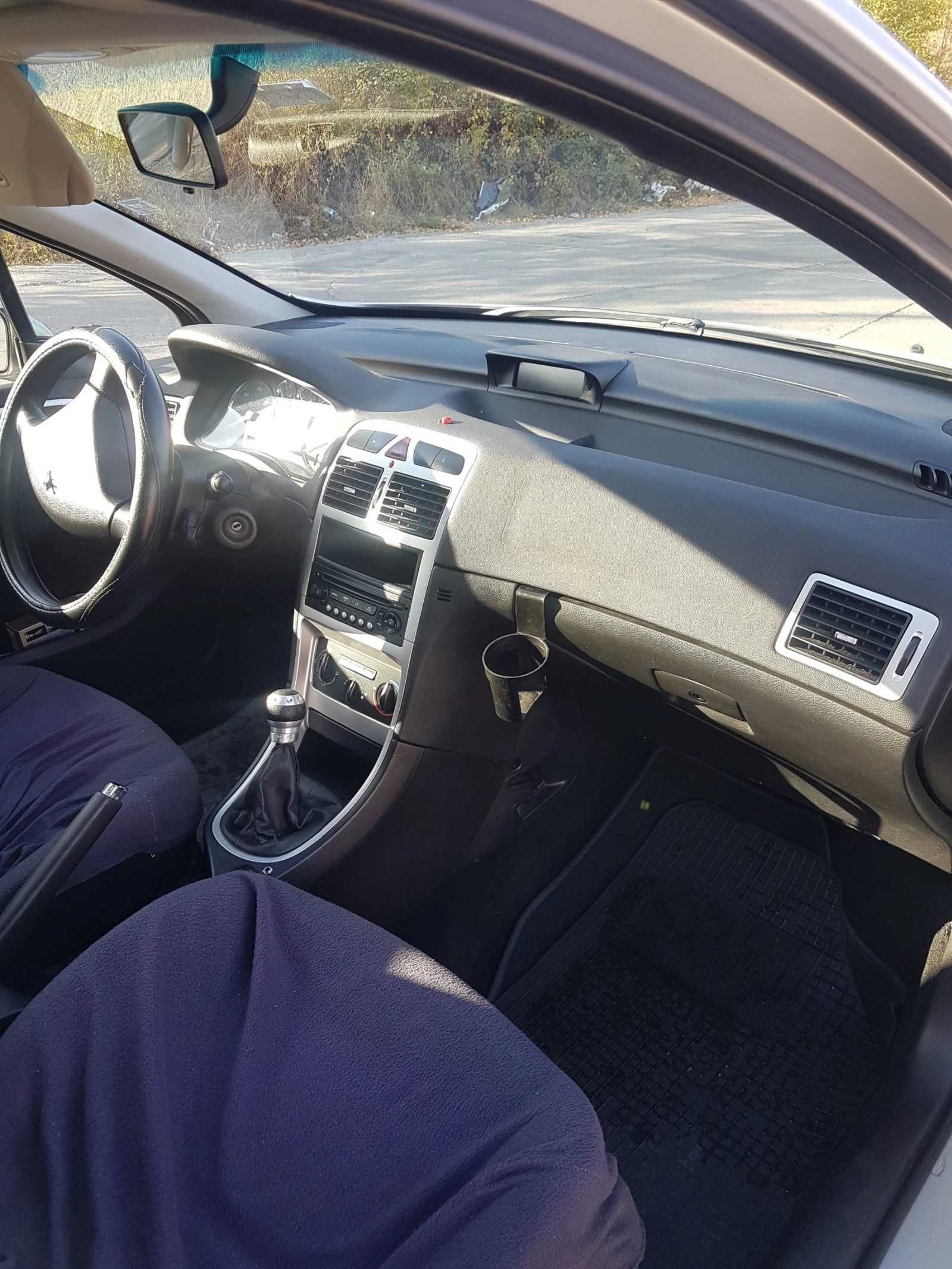 Peugeot 307 SW 1.6 HDi  - изображение 5