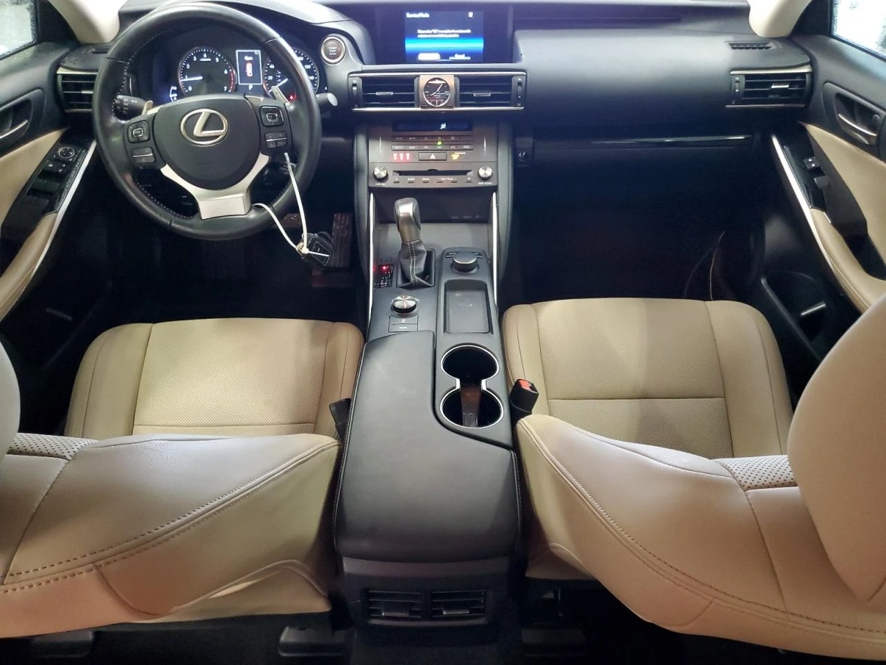 Lexus IS 300  - изображение 8