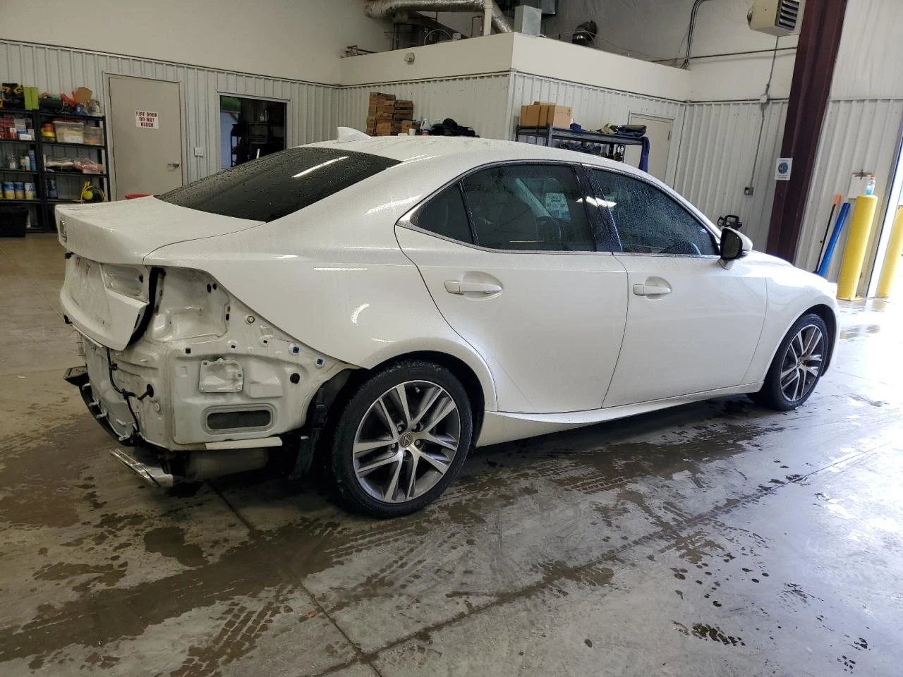 Lexus IS 300  - изображение 3