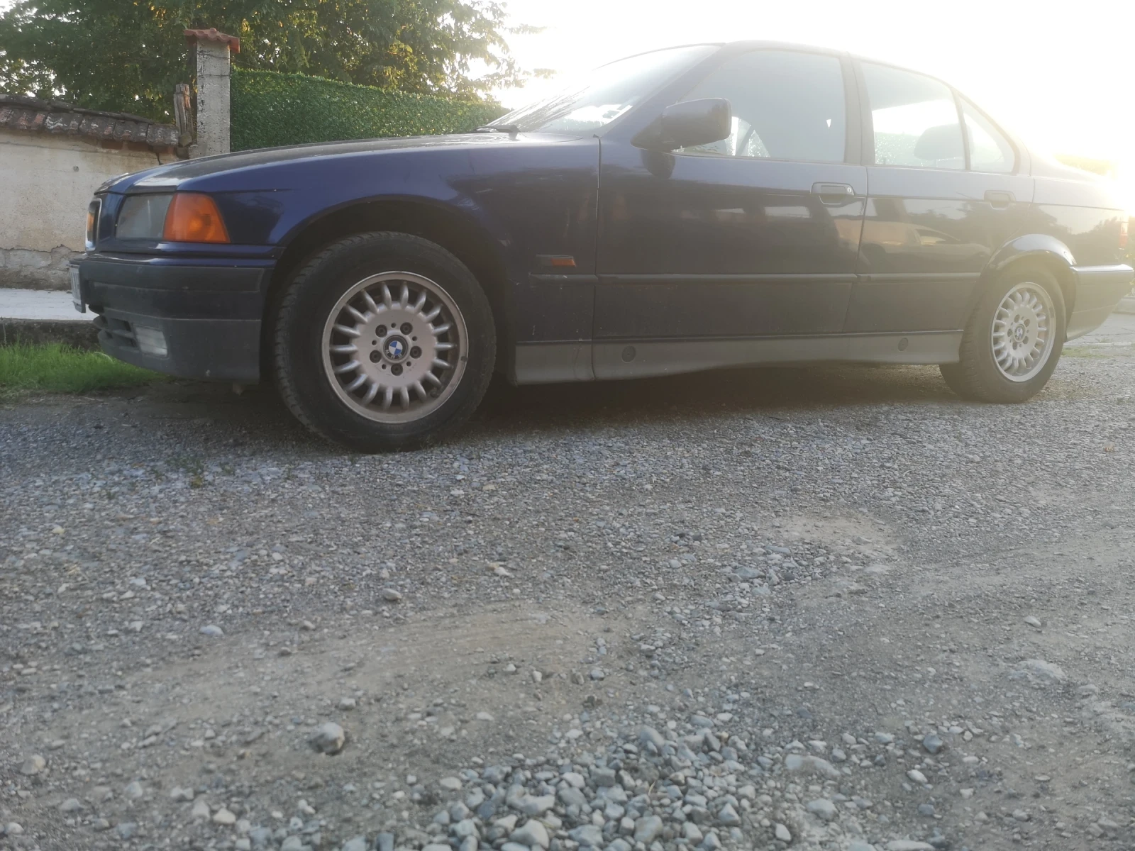 BMW 318  - изображение 6