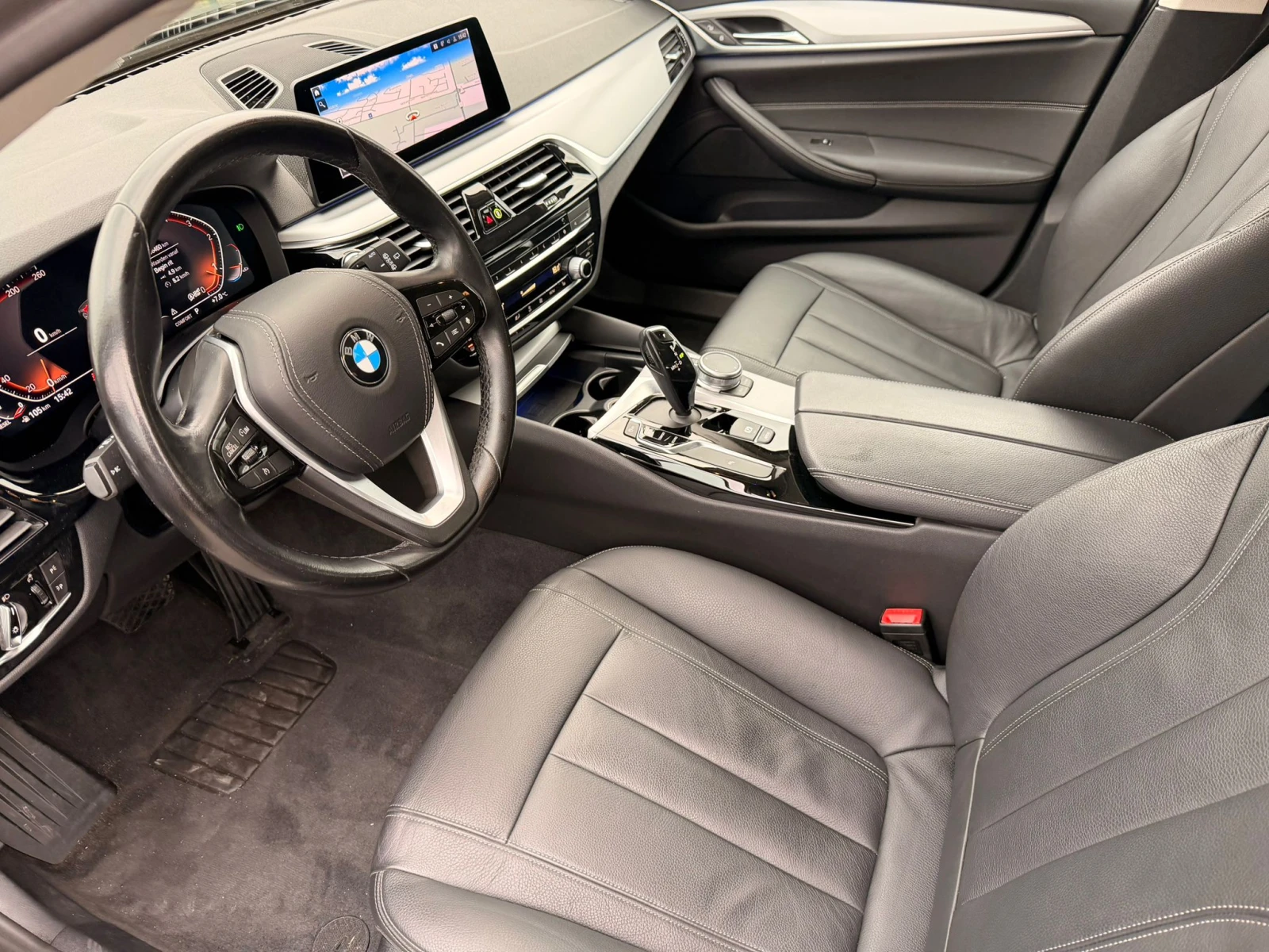 BMW 520  - изображение 6