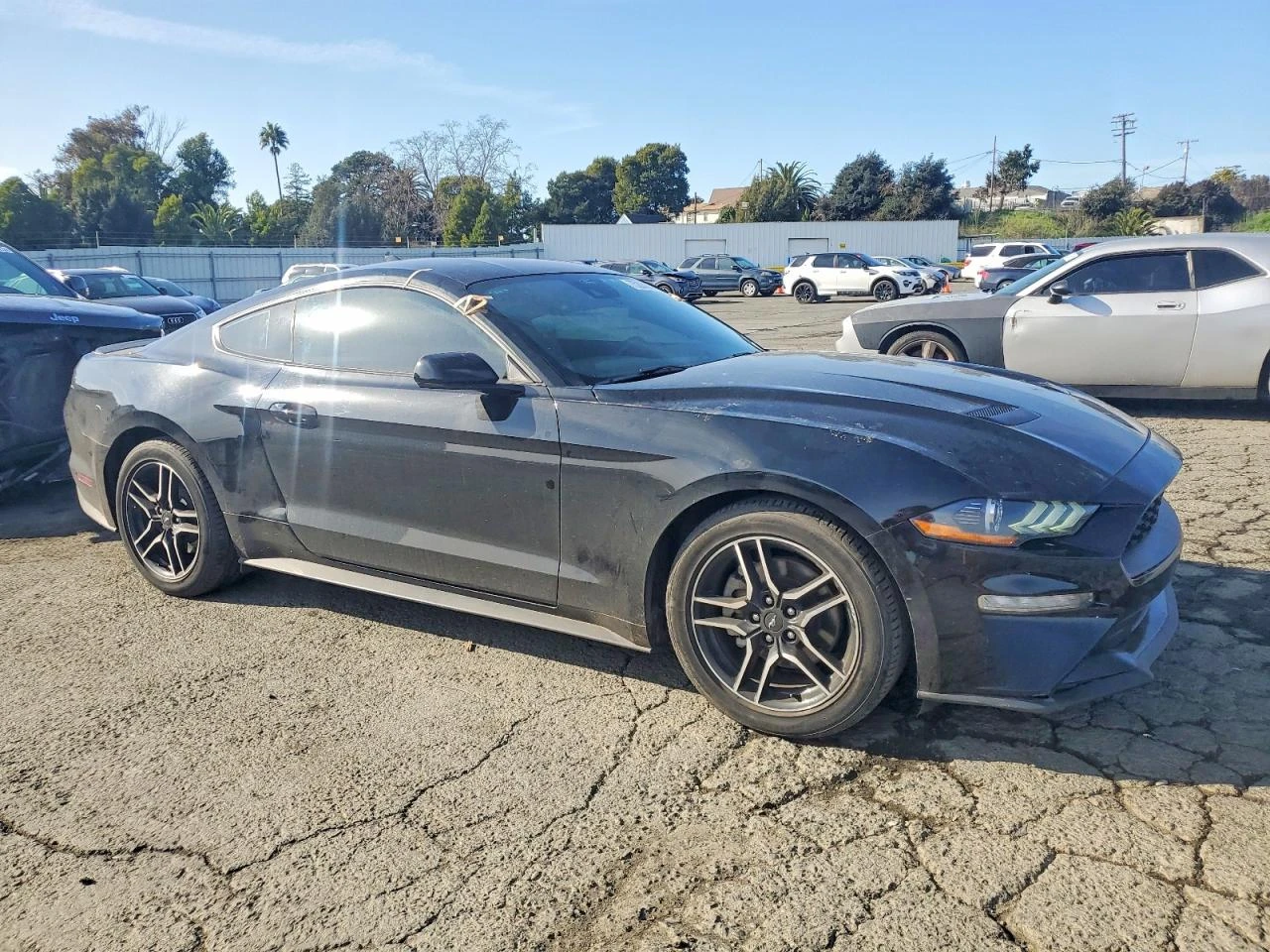 Ford Mustang ECOBOOST PREMIUM FASTBACK| КОЖА| ГОЛЯМА НАВИГАЦИЯ