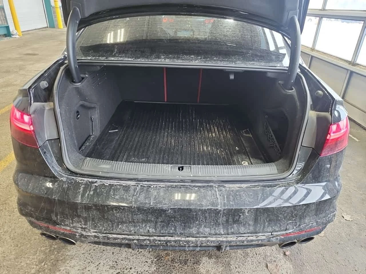 Audi S4 * PROGRESSIV * CARFAX * 2 КЛЮЧА ПАНОРАМА* , снимка 7 - Автомобили и джипове - 53871915