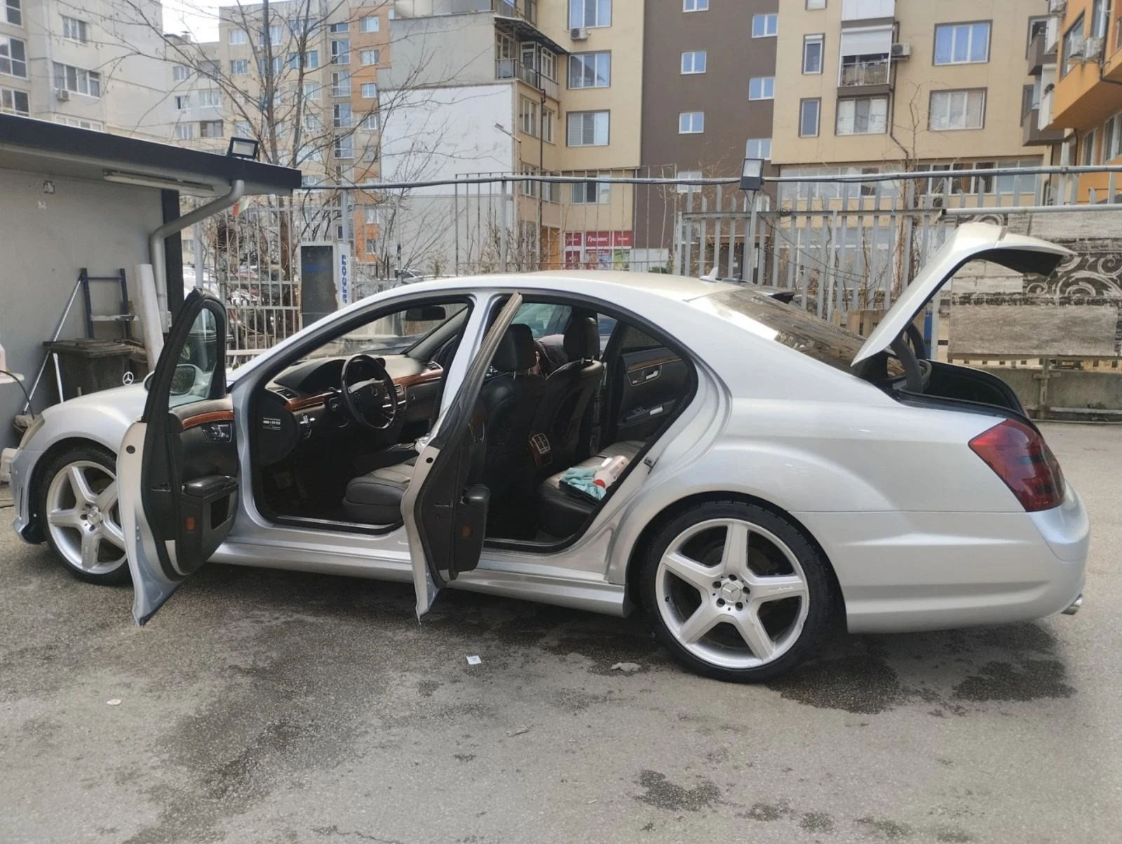 Mercedes-Benz S 320 AMG ПАКЕТ ВАКУУМ ПОДГРЕВ ДИСТРОНИК+ NIGHT VISION , снимка 3 - Автомобили и джипове - 53937410