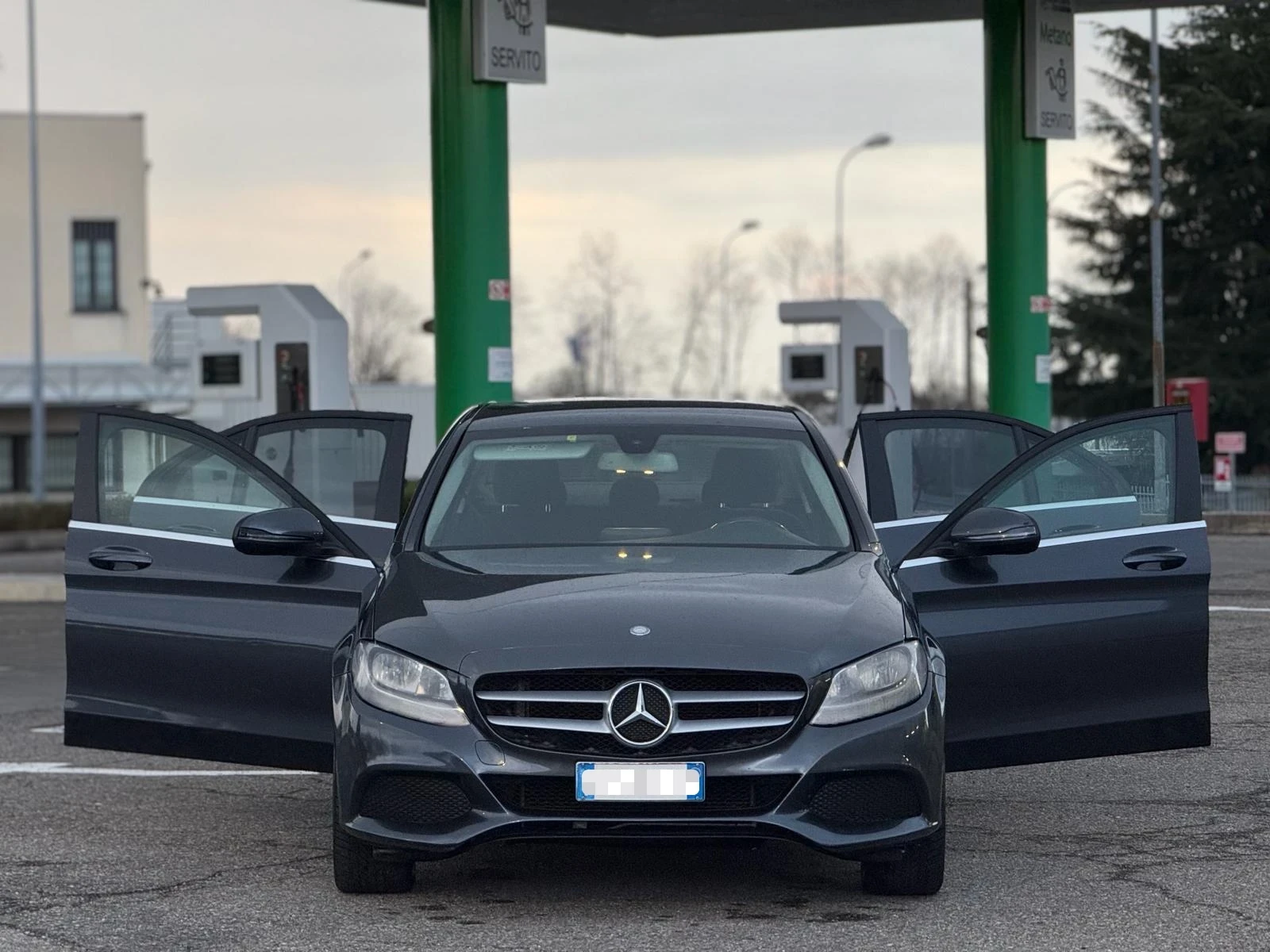 Mercedes-Benz C 180 Auto Premium Plus