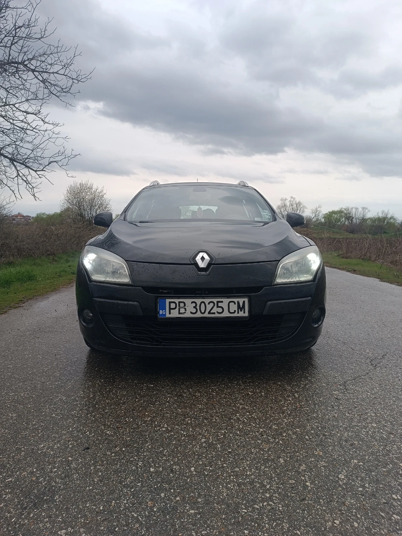 Renault Megane Grand tour , снимка 10 - Автомобили и джипове - 53999275