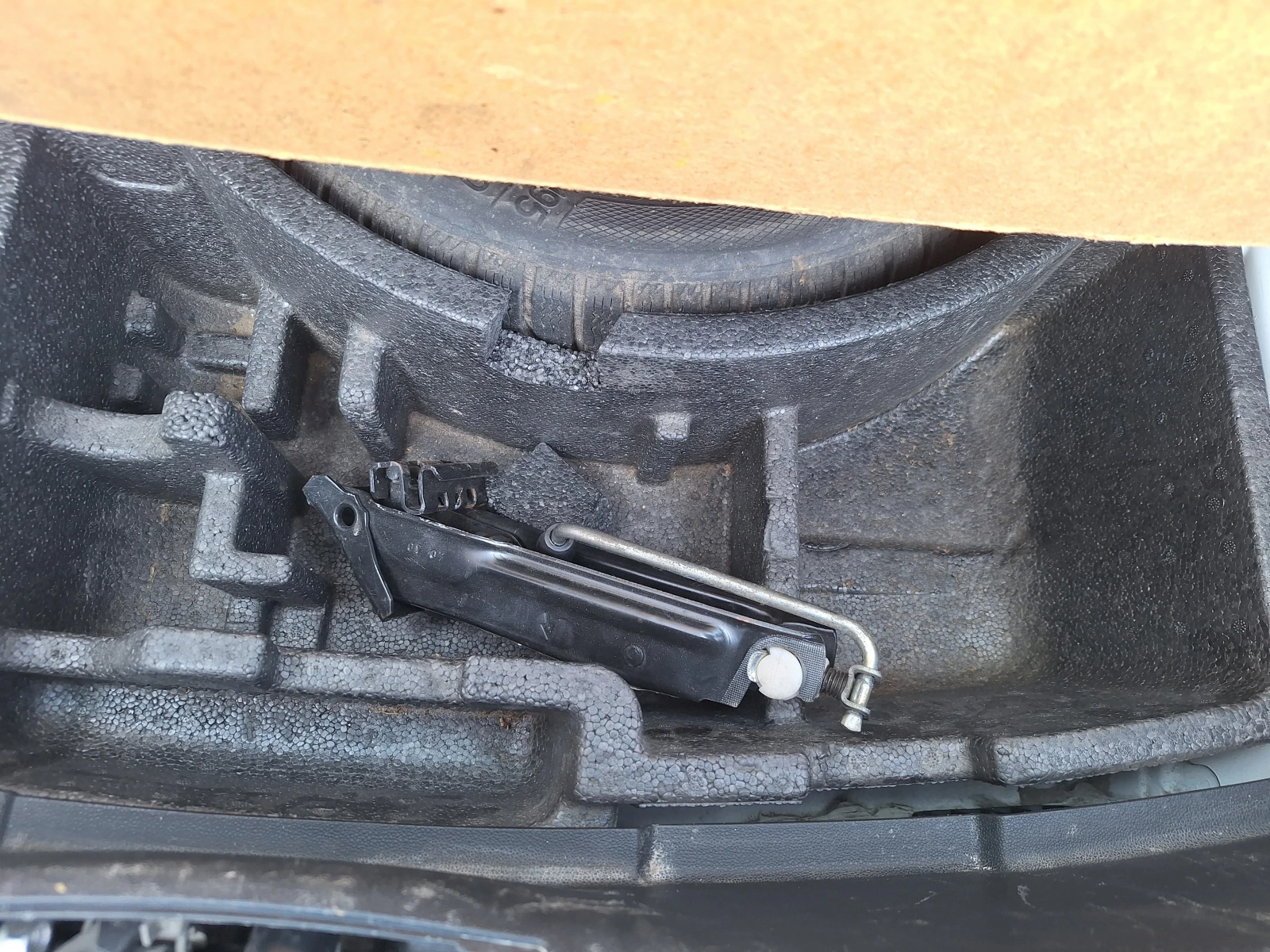 Skoda Fabia 1.7 ТОП ОФЕРТА, снимка 16 - Автомобили и джипове - 54030990