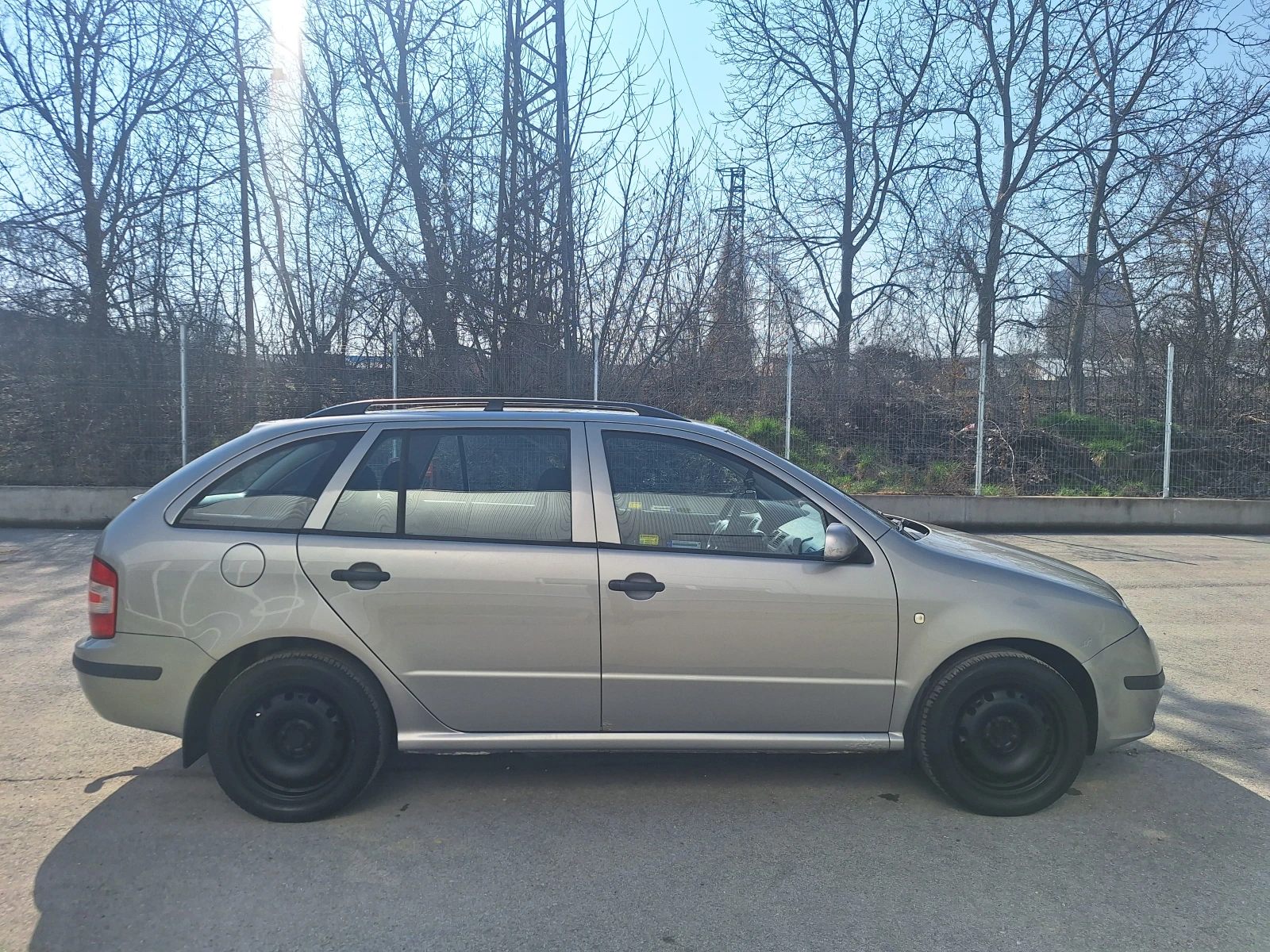 Skoda Fabia 1.7 ТОП ОФЕРТА, снимка 4 - Автомобили и джипове - 54030990