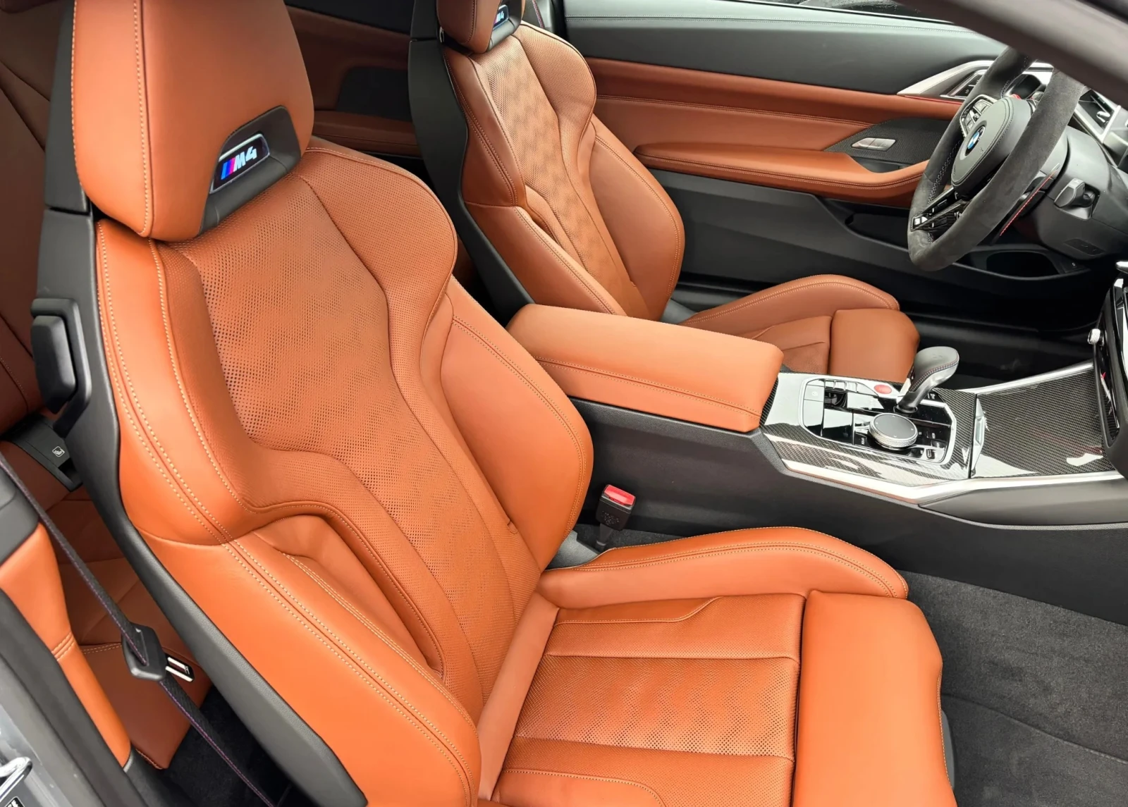 BMW M4 Competition xDrive M Carbon Exterior Package, снимка 7 - Автомобили и джипове - 54201549