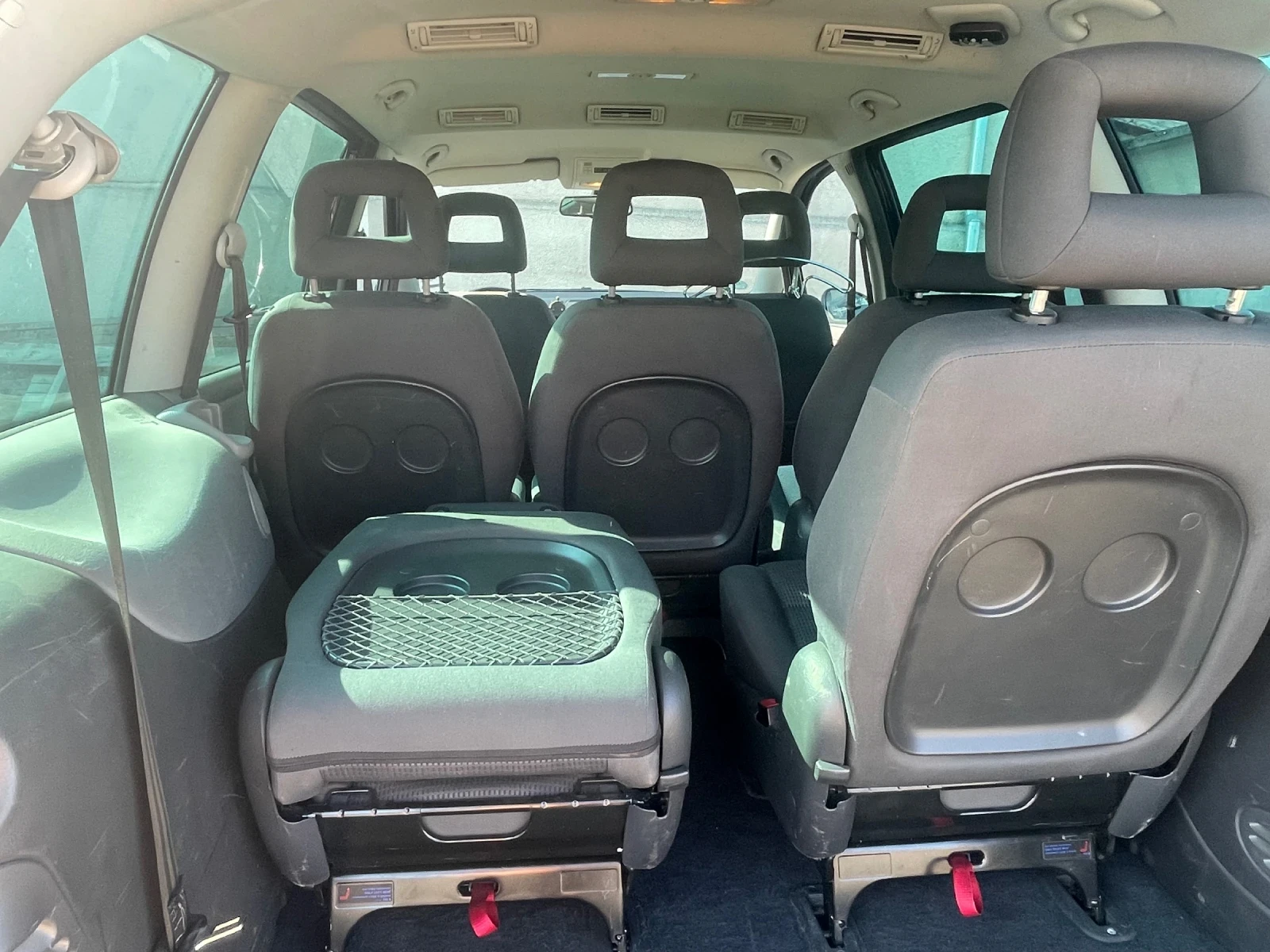 VW Sharan Freestyle 2.0tdi, снимка 8 - Автомобили и джипове - 54206973