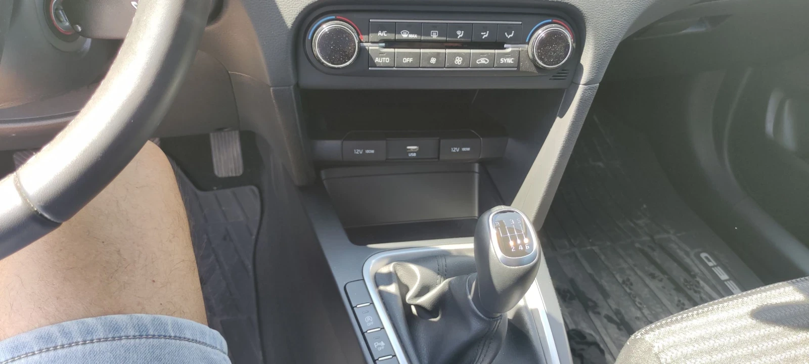 Kia XCeed Xceed 1.5 , снимка 10 - Автомобили и джипове - 54429886