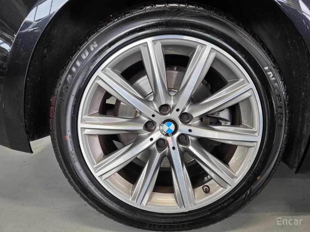 BMW 520 Luxury, снимка 5 - Автомобили и джипове - 54564141