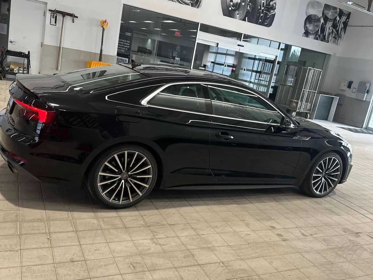 Audi A5  Technik | DISTRONIC | 360 | BANG&OLUFSEN , снимка 3 - Автомобили и джипове - 54628880
