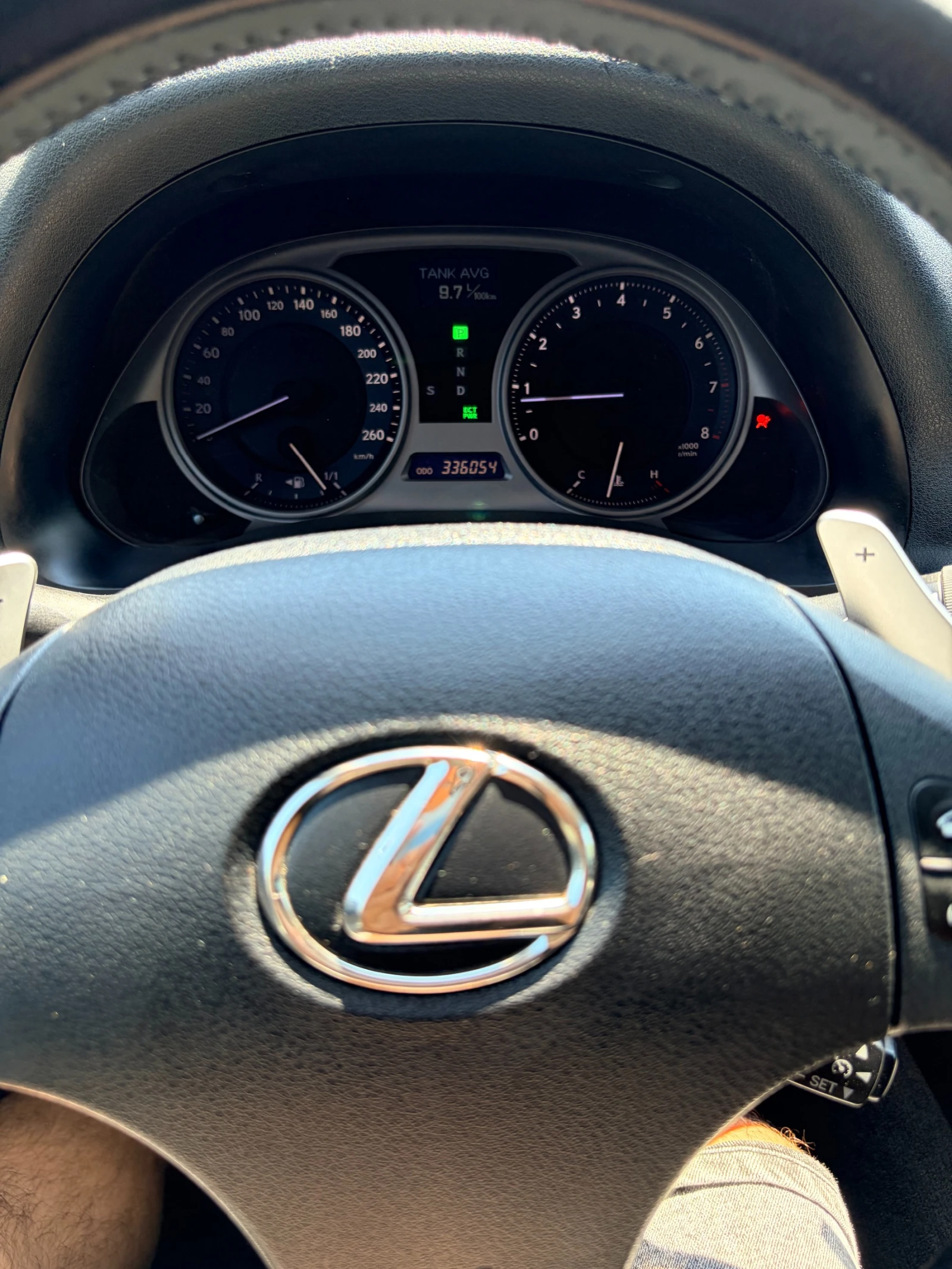 Lexus IS 250, снимка 15 - Автомобили и джипове - 54640537