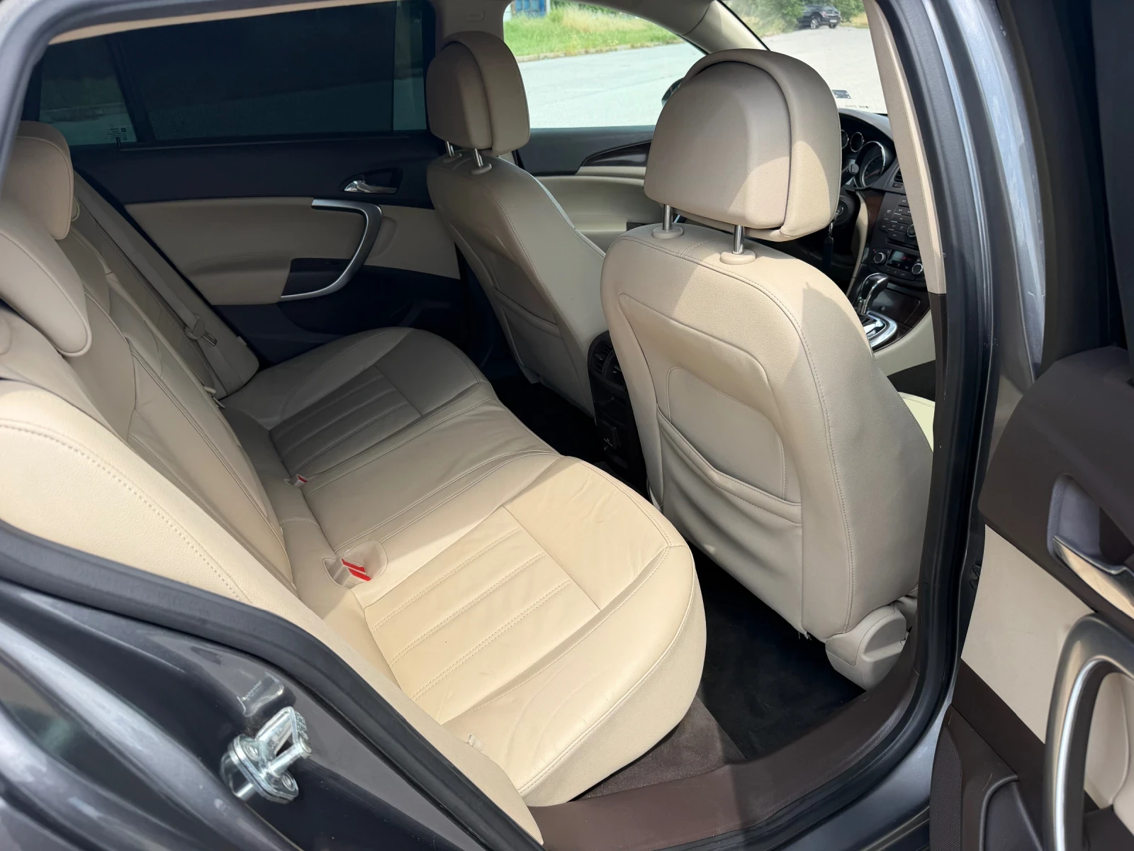 Opel Insignia 2.8= TURBO= 4x4= Обслужена, снимка 9 - Автомобили и джипове - 54836461