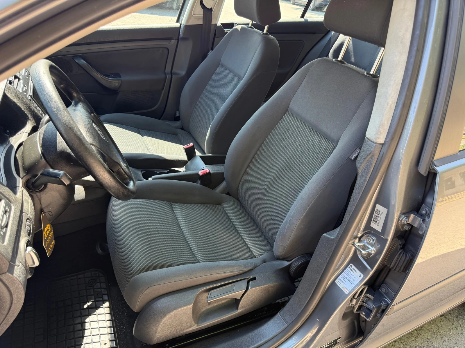 VW Golf 1.9 TDI Trendline , снимка 10 - Автомобили и джипове - 54946656