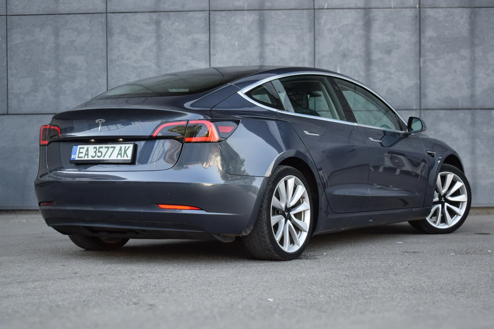 Tesla Model 3 SR + 60 kWh , снимка 6 - Автомобили и джипове - 55077228