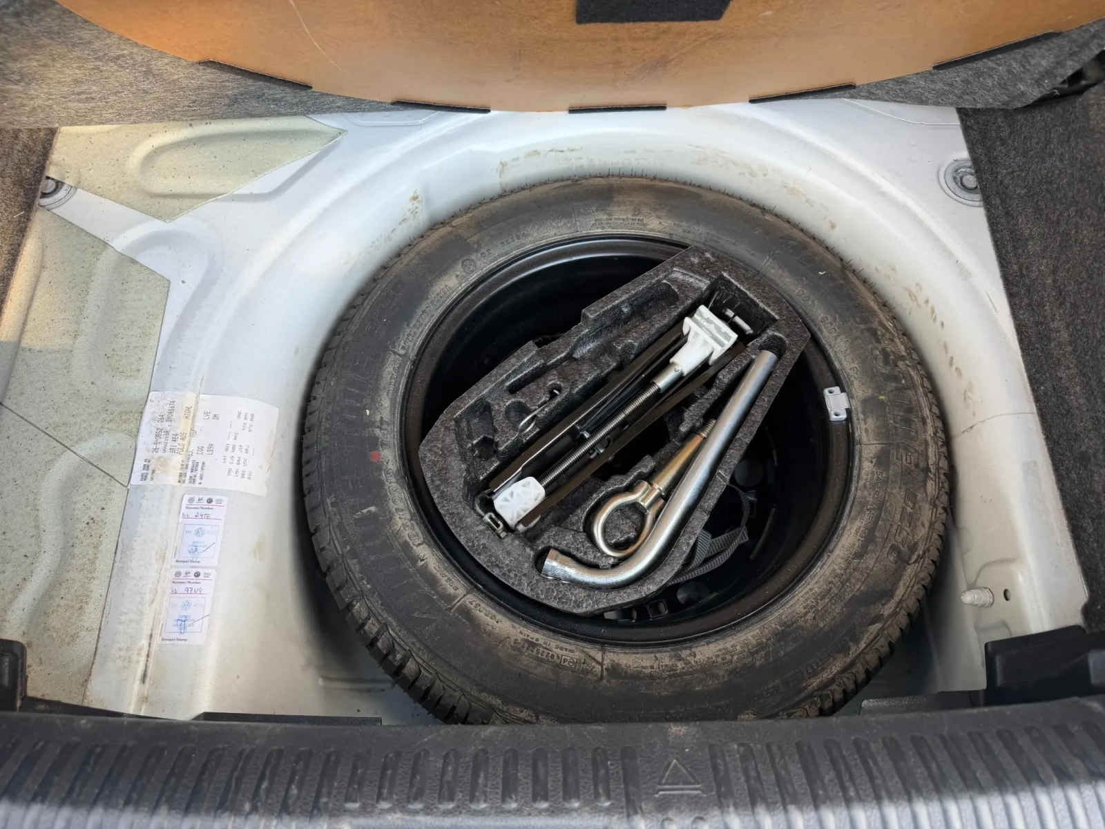 VW Polo 1.4i ITALIA , снимка 17 - Автомобили и джипове - 55453658