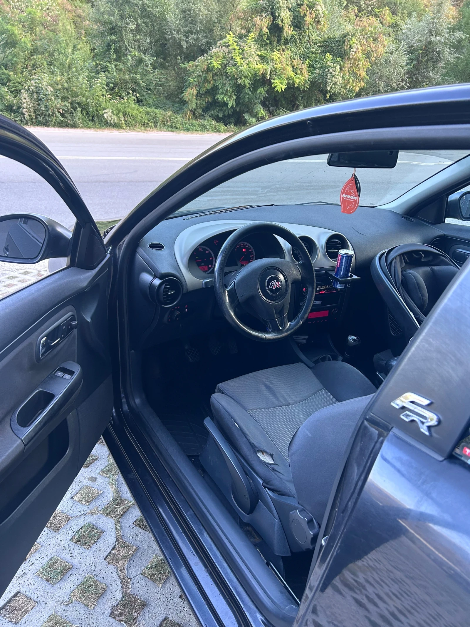 Seat Ibiza, снимка 10 - Автомобили и джипове - 55978095