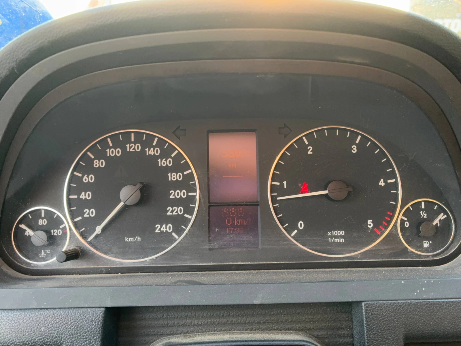 Mercedes-Benz A 180 CDI | Перфектен, снимка 11 - Автомобили и джипове - 56048366