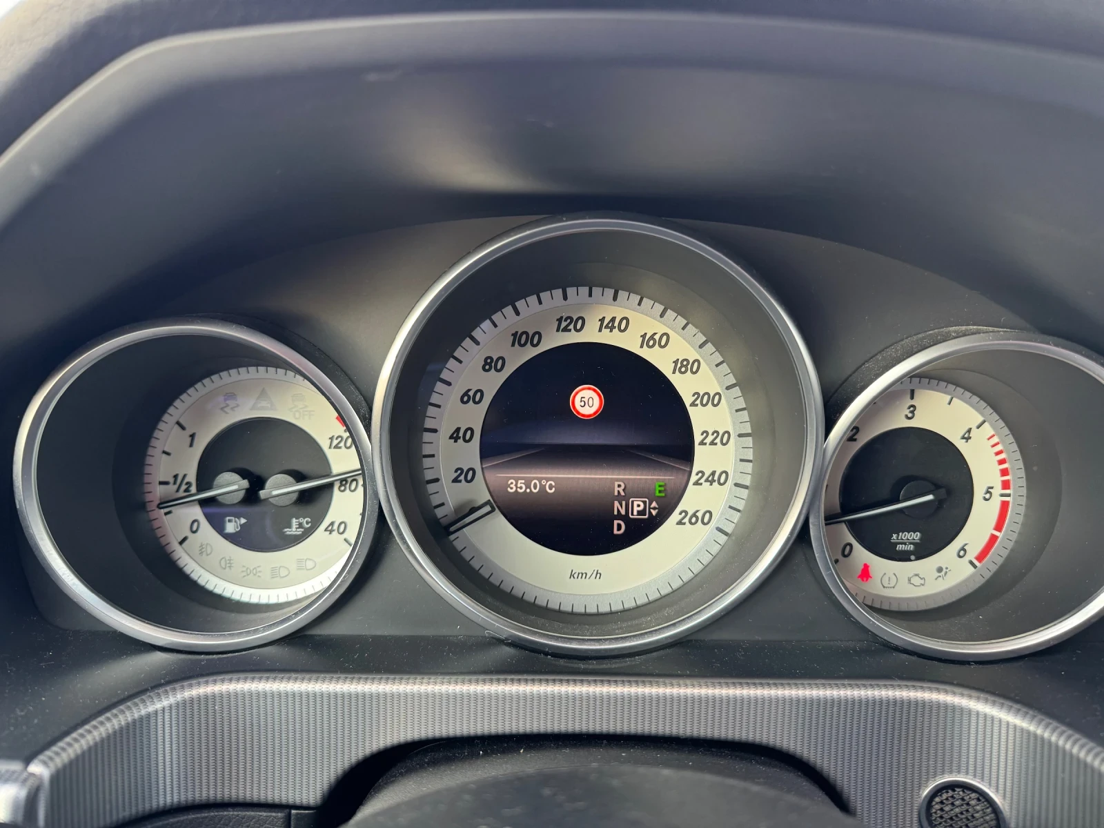 Mercedes-Benz E 350 E350, снимка 10 - Автомобили и джипове - 56465808