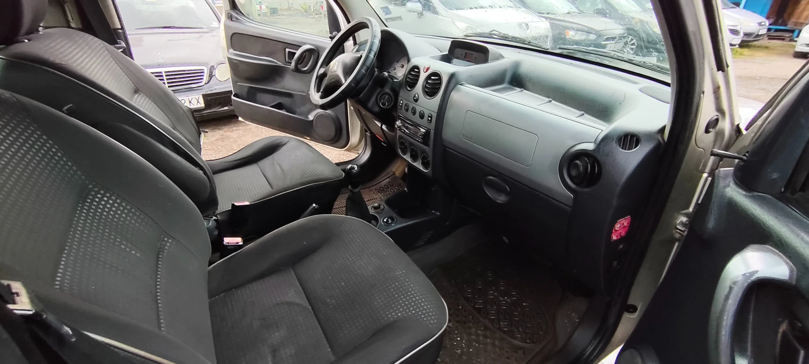 Peugeot Partner 2.0HDI - 90�.�. 7 ����� 2006�  | Mobile.bg � ����������� 10