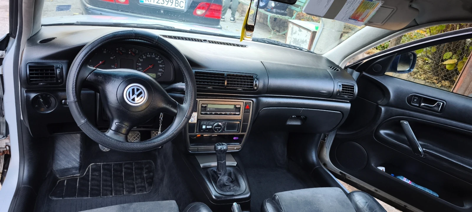 VW Passat, снимка 6 - Автомобили и джипове - 56637356
