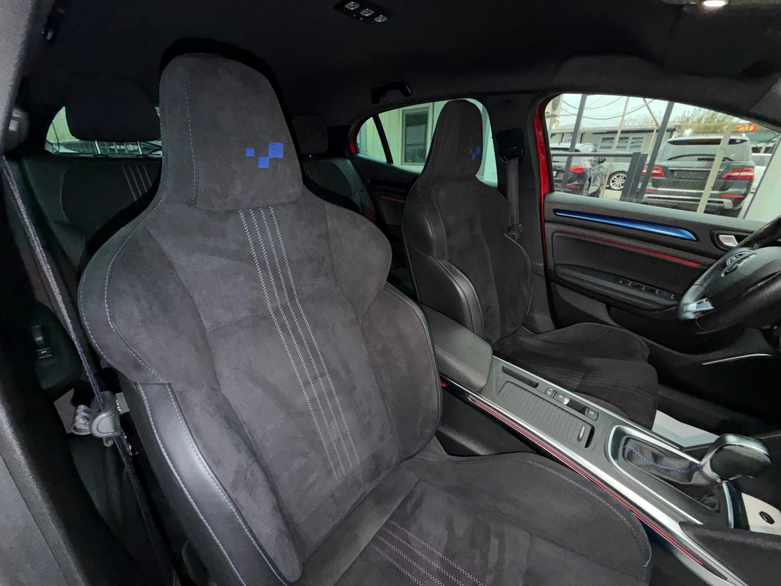 Renault Megane 1.7DCI 150�.� GT-LINE* EDC* KeylessGo* BucketSeats | Mobile.bg � ����������� 8