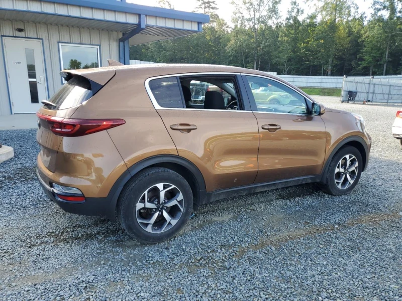 Kia Sportage ПОДГРЕВ* КАМЕРА* КЕЙЛЕС* LANE* ASSIST, снимка 3 - Автомобили и джипове - 53099019