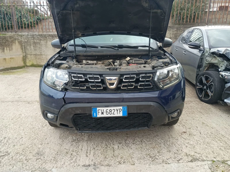 Dacia Duster 1.5D, снимка 3 - Автомобили и джипове - 53104397