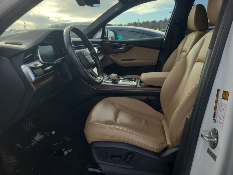 Audi Q7 * KOMFORT * CARFAX * БЕЗ ПЪРВОНАЧАЛНА ВНОСКА, снимка 5 - Автомобили и джипове - 53198388