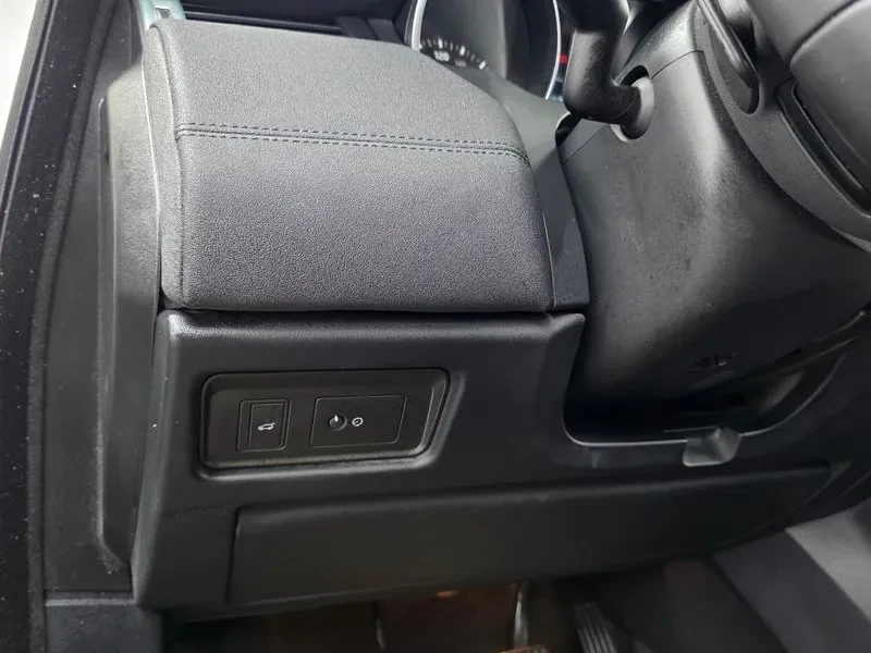 Land Rover Range Rover Evoque 2.0 Td4 Se/ПАНОРАМА/ПОДГРЕВ/НАВИГАЦИЯ/КАМЕРА/, снимка 16 - Автомобили и джипове - 56734956