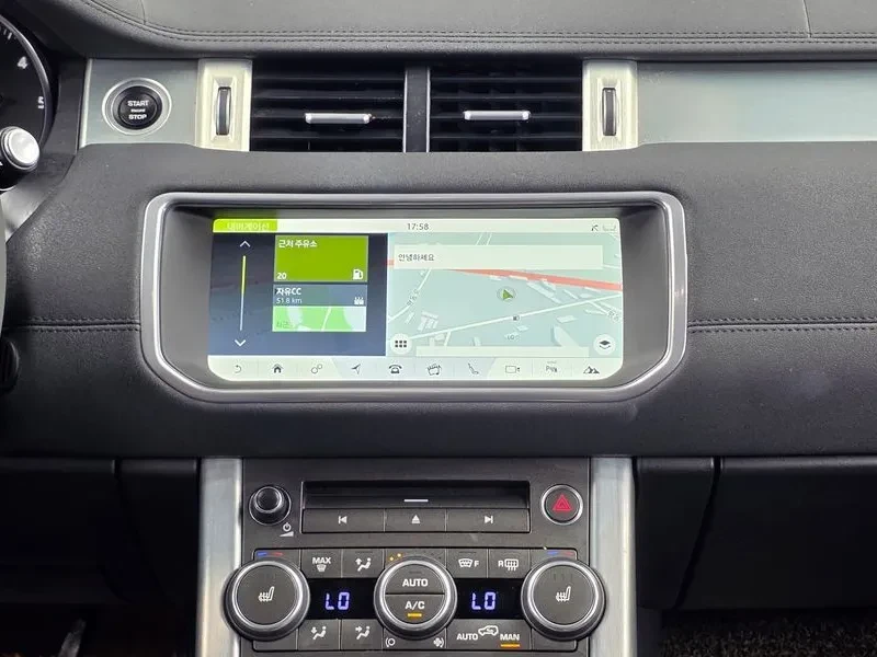 Land Rover Range Rover Evoque 2.0 Td4 Se/ПАНОРАМА/ПОДГРЕВ/НАВИГАЦИЯ/КАМЕРА/, снимка 14 - Автомобили и джипове - 56734956