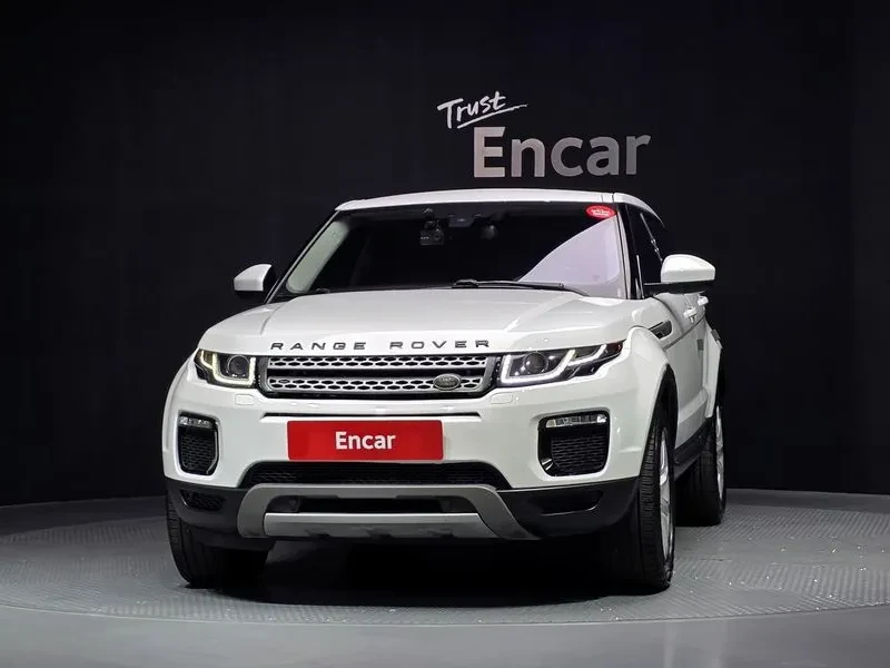 Land Rover Range Rover Evoque 2.0 Td4 Se/ПАНОРАМА/ПОДГРЕВ/НАВИГАЦИЯ/КАМЕРА/, снимка 3 - Автомобили и джипове - 56734956
