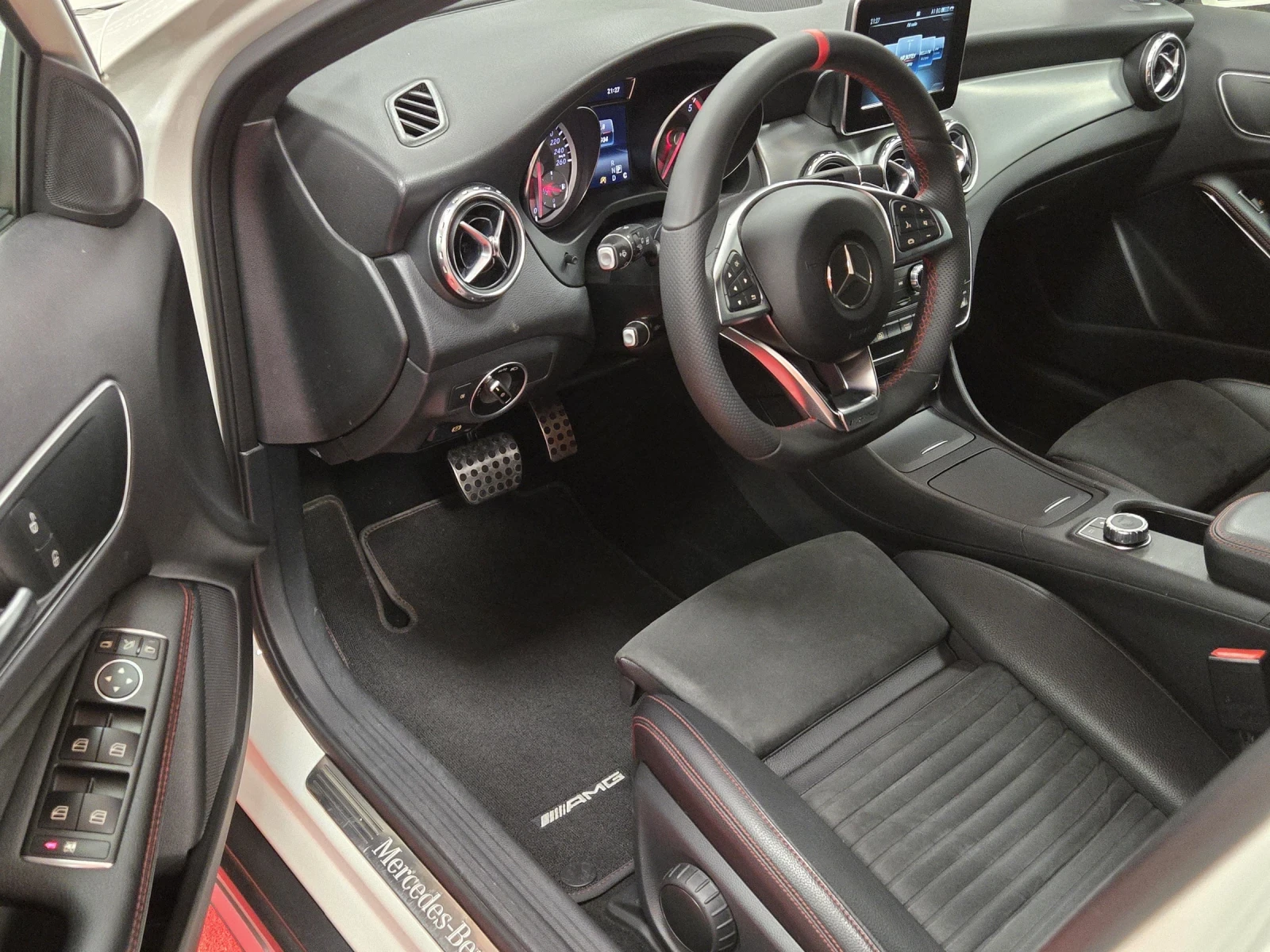Mercedes-Benz GLA 220 CDI (170 кс) 4MATIC/7G-automatic/AMG-line/Facelift - изображение 9