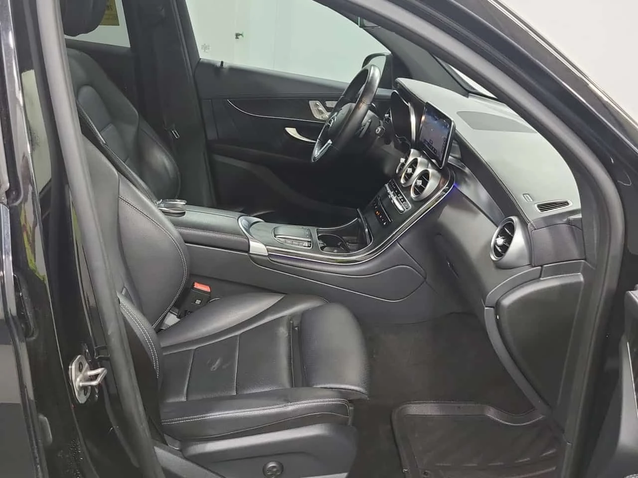 Mercedes-Benz GLC 300  * CARFAX * BURMESTER * �������� * 360 * NAVI | Mobile.bg � ����������� 9